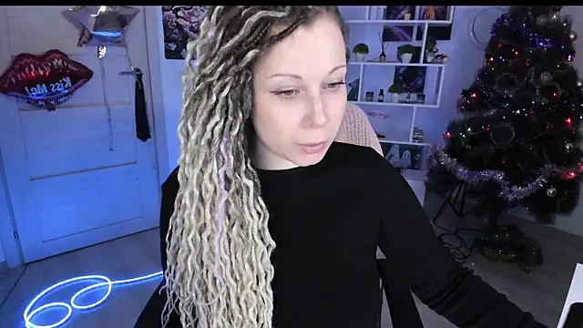 HoneySallyMoore 现场XXX聊天