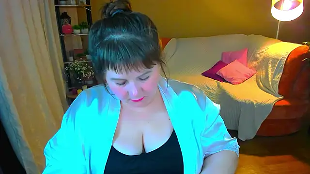 CrystaalStaar's Live XXX Chat