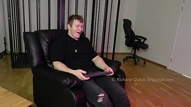 Richard_Dullas Live XXX-Chat