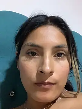 Chat XXX en directo de Cami_Leon2