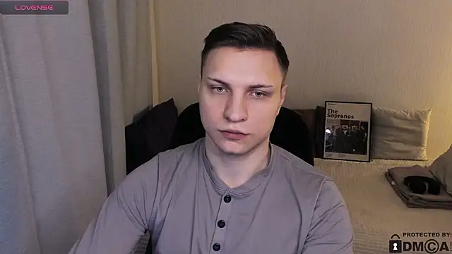 handsome_guy01 élő XXX-chatje