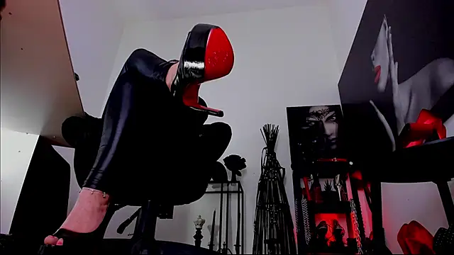 MistressDemisweet's Live XXX Chat