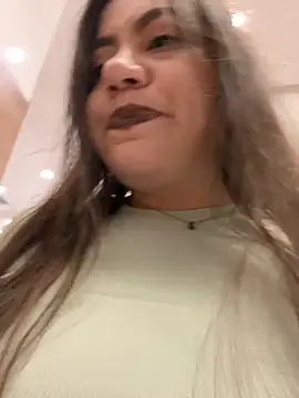 Iam__Cristal élő XXX-chatje