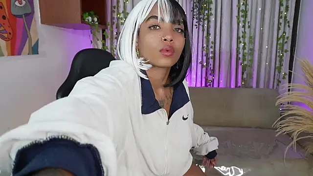 Онлайн чат XXX SarahLynn7