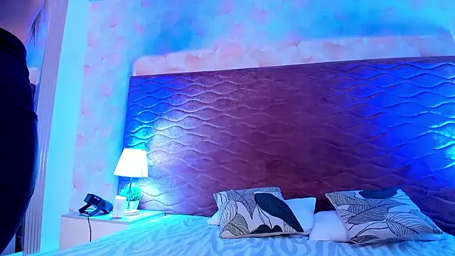 Xara_Shadow's Webcam Show