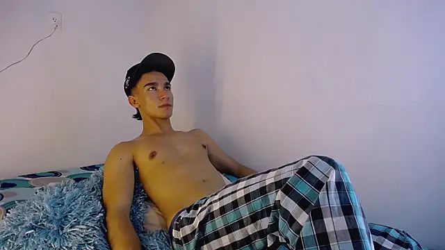 BabyAndy_ Chat XXX in diretta