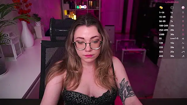 RemyCute 现场XXX聊天