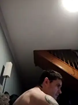 Hixxy_1025 live XXX chat