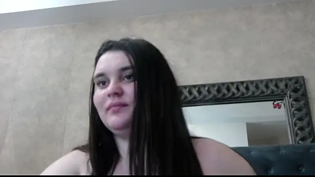 SaraElise Chat XXX in diretta