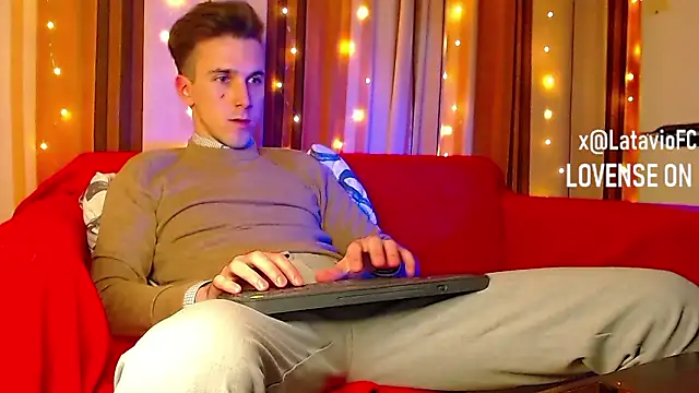 Midnighter_ 现场XXX聊天