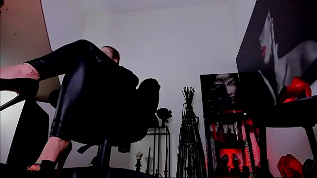 MistressDemisweet – Naživo XXX chat