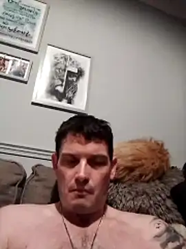 Hixxy_1025's Live XXX Chat