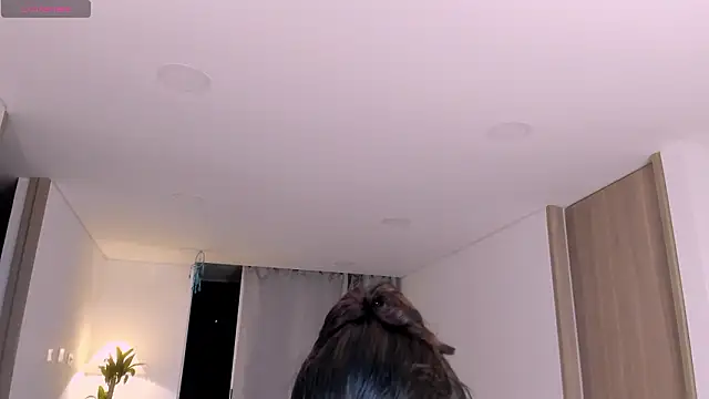 Chat +18 de NikaVelvet1 ao vivo