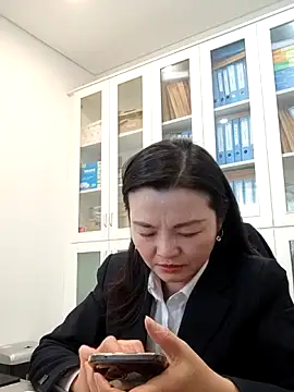 ialnuyoa_hのライブXXXチャット