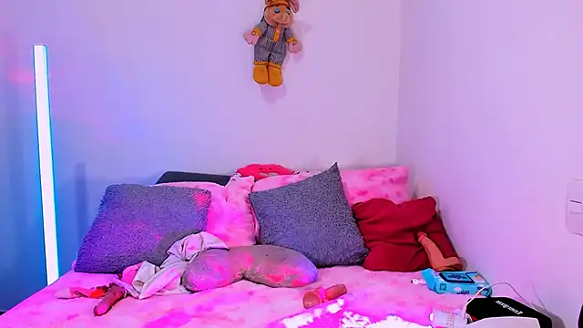 Chatroom XXX en direct de Rosie_Good_girl