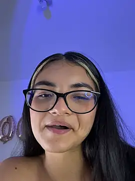 Cat2525's Live XXX Chat