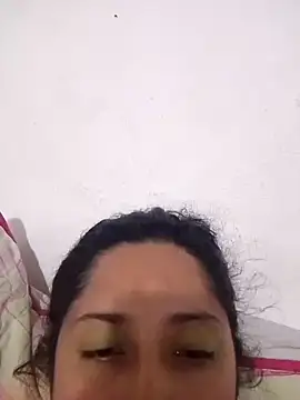 anitotori's Live XXX Chat