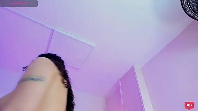 DemiJones_のライブXXXチャット