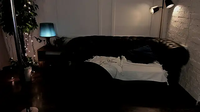 Dark_Moni Live XXX-chat