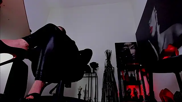 MistressDemi – Naživo XXX chat