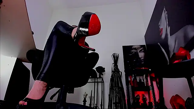 MistressDemi Live XXX Chat