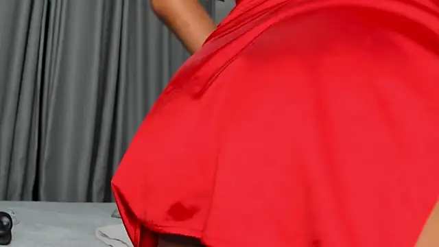 thee_sexy_goddess' Live XXX Chat