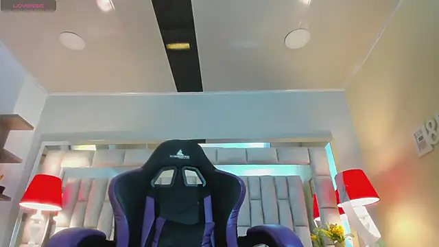 Chat XXX en directo de mariiahneedles