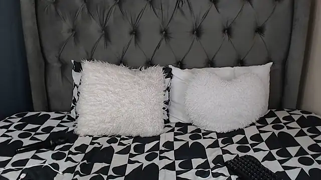 LOYAL_SASHA 라이브 XXX 채팅