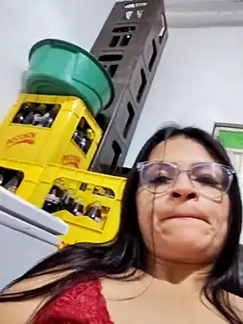 Linda_Lars 现场XXX聊天