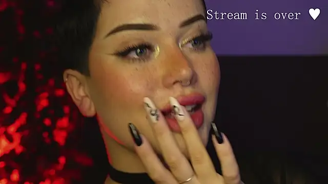 XXX chat uživo modela xxjustajokexx