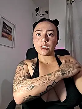 Chatroom XXX en direct de helena_smith