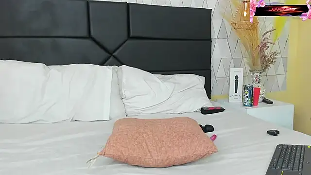 Chat XXX en directo de JustinePerry