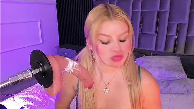 LolaAngellx: онлайн-секс-чат