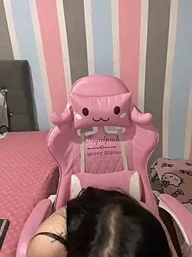 Chatroom XXX en direct de Madiiison333