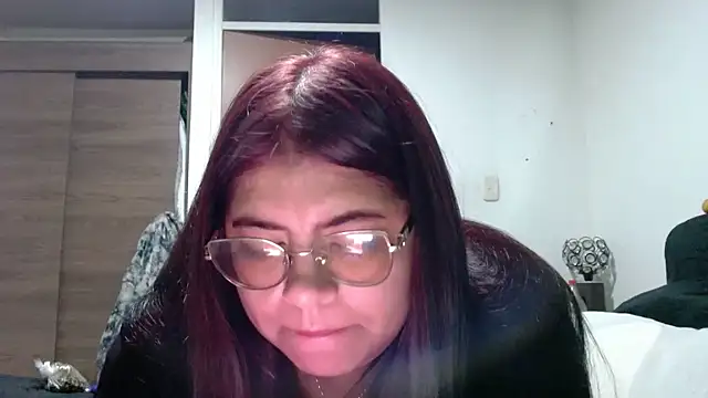 Chatroom XXX en direct de viccky_vick