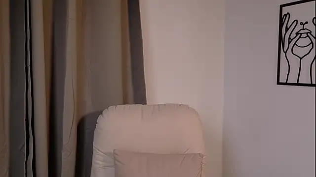 VictoriaNova_'s Live XXX Chat