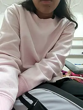 Chatroom XXX en direct de Isha_kumari_69