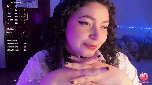 SarapBunny Adlı Modelin Canlı XXX Sohbeti