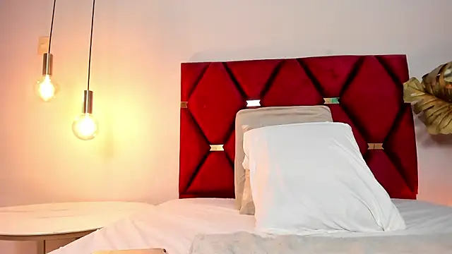 MiaaHarperr Adlı Modelin Canlı XXX Sohbeti