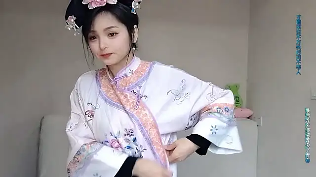 -J-o-y-: απευθείας συνομιλία ΧΧΧ