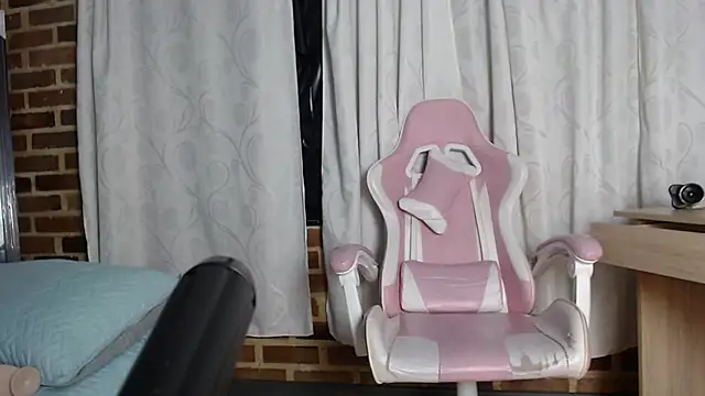 Živý XXX chat HannaRose-