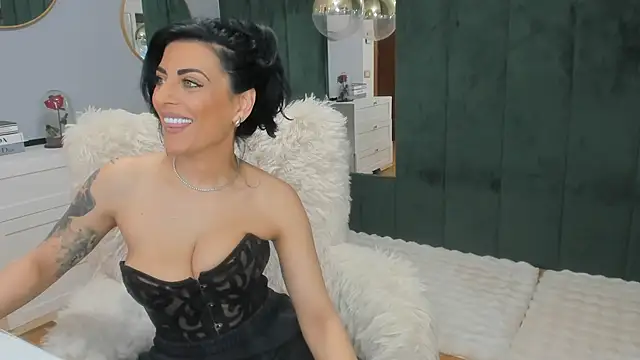 Chat +18 de ElisaBaxter ao vivo