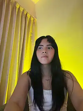 Mia_lali Adlı Modelin Canlı XXX Sohbeti