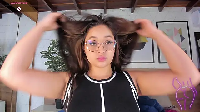 Chat XXX en directo de MiaKay1