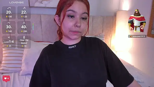 Atenea_cuteee 即時 XXX 聊天