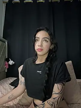 Moon11- Live XXX-chat