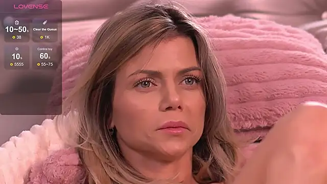 دردشة DesiredMia_ الجنسية المباشرة