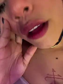 ZahaRose's Live XXX Chat