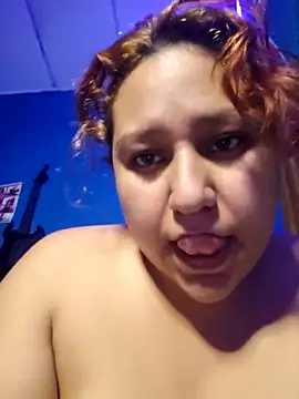 Kittysweet2001: онлайн-секс-чат