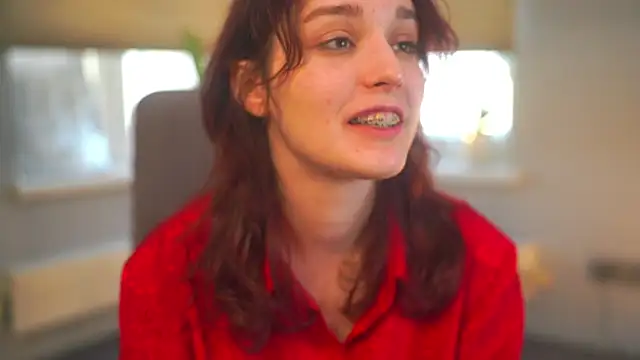 دردشة LeciaCarin الجنسية المباشرة